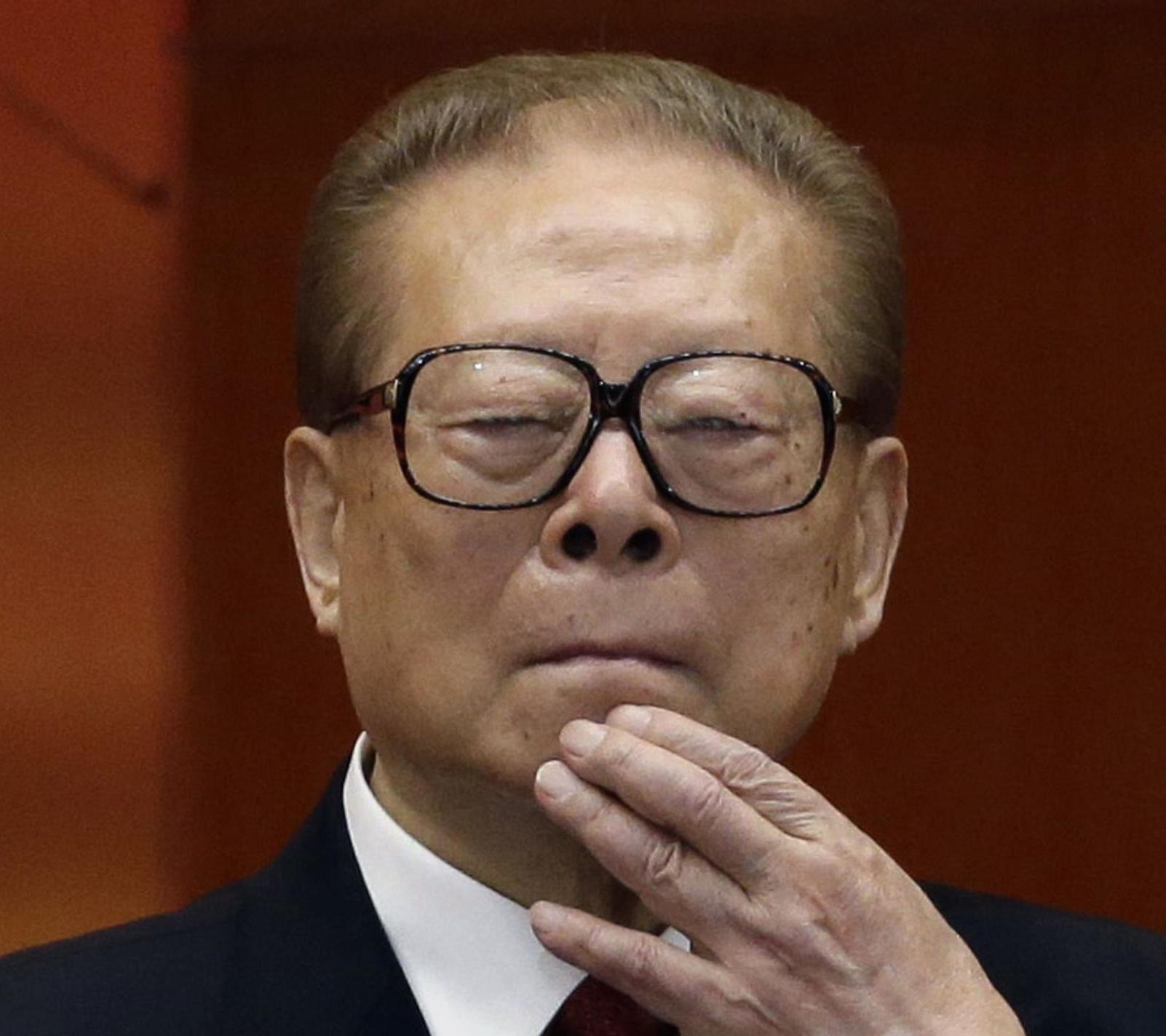 Konec Ťiang Ceminovy éry Sinopsis